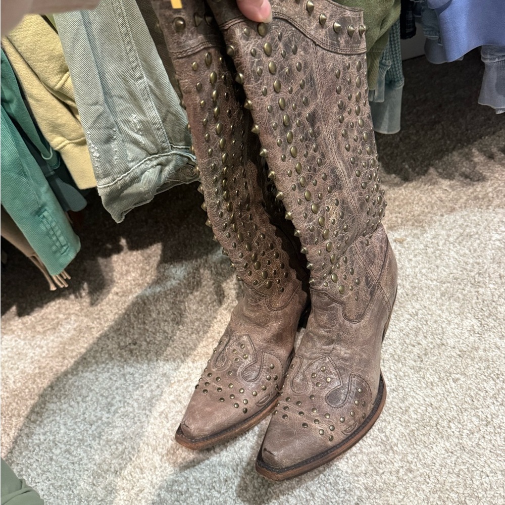 Corral Studded Brown Western Boots